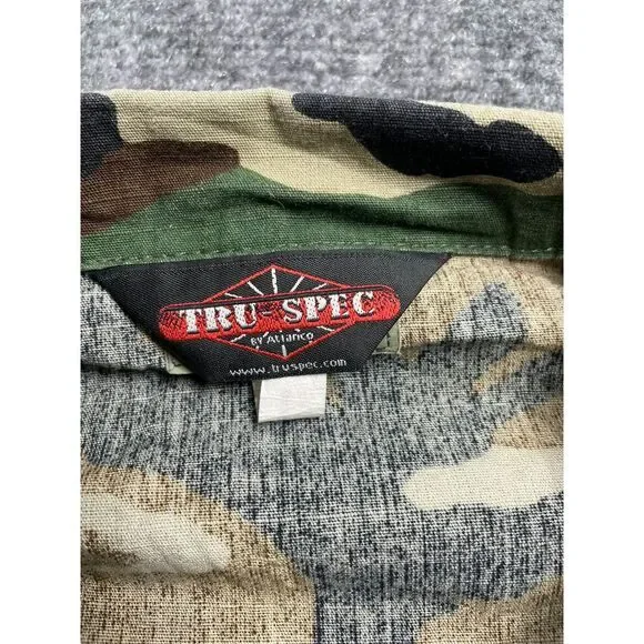True-Spec Men's Woodland Jacket Camouflage Long Sleeve Size Large Regular